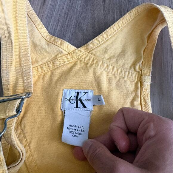 Vintage Calvin Klein Bib Overalls Shorts Women's Size M Yellow 1990s - Picture 7 of 8